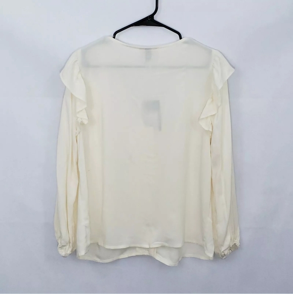 New Universal Threads Long Sleeve White Blouse - Picture 2 of 4